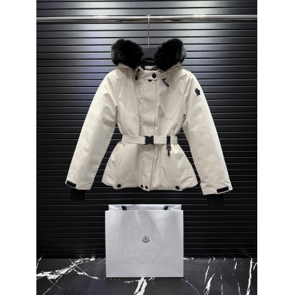 Moncle Thick Coats For Women in 223419
