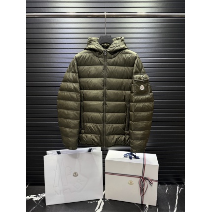 Moncle Thick Coats For Men in 223427