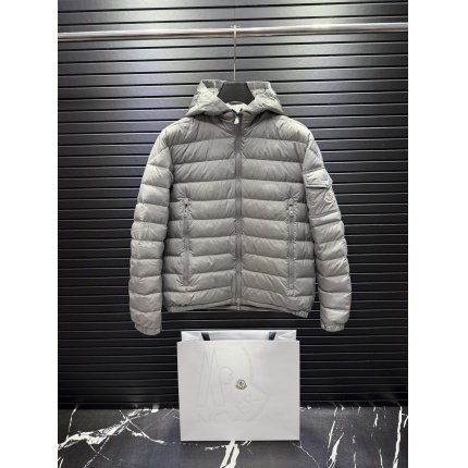 Moncle Thick Coats For Men in 223462