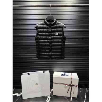 Moncle Thick Coats For Men in 223503