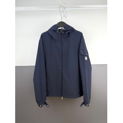 Moncle Thin Jackets For Men in 223548