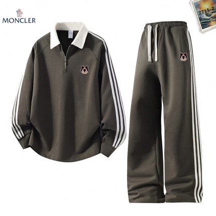 MONCLE Tracksuits for Men in 223819