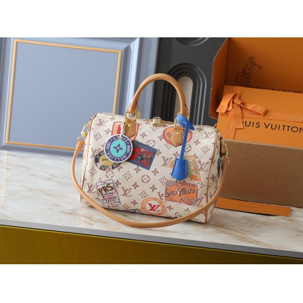 Louis Vuitton Handbags in 223888