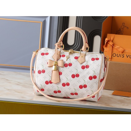 Louis Vuitton Handbags in 223889