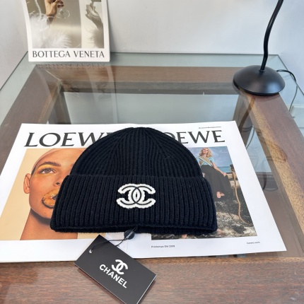 Chanel Hats in 223931