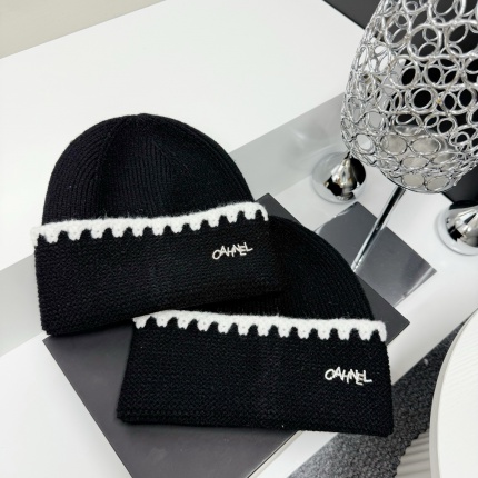 Chanel Hats in 223942