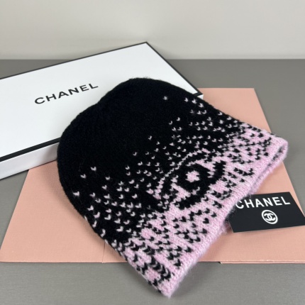 Chanel Hats in 223951