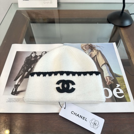Chanel Hats in 223975