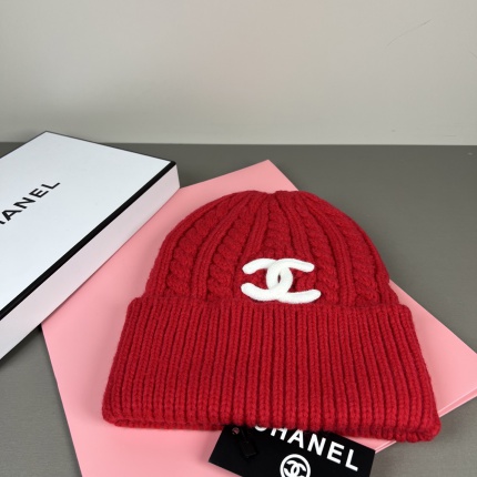 Chanel Hats in 223999