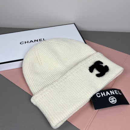 Chanel Hats in 224012