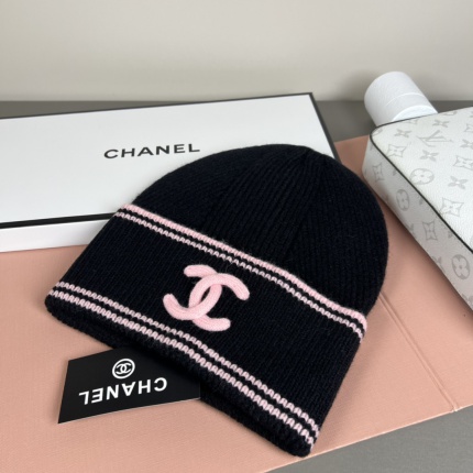 Chanel Hats in 224015