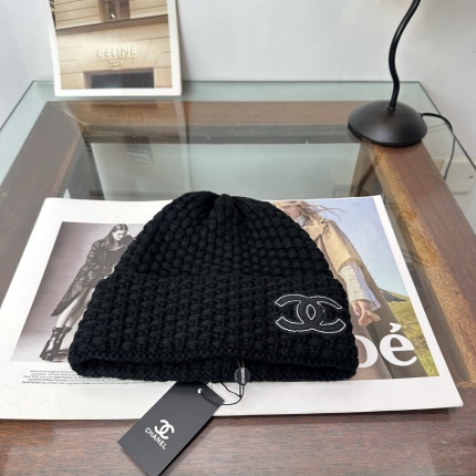 Chanel Hats in 224033