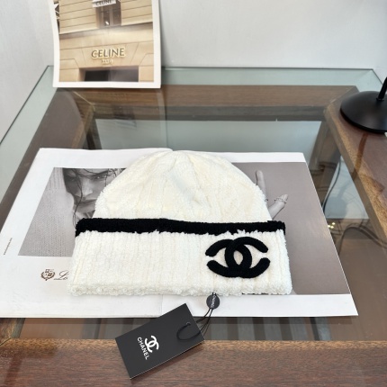 Chanel Hats in 224041