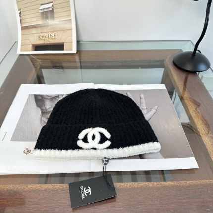 Chanel Hats in 224043