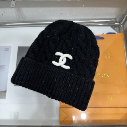 Chanel Hats in 224082