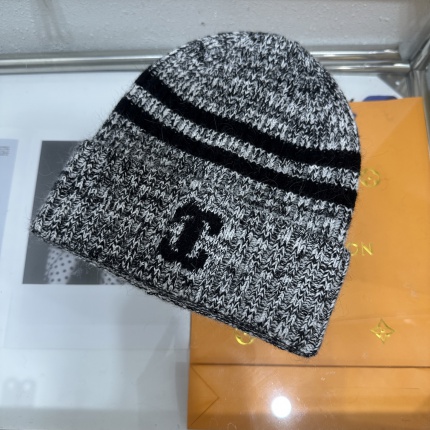 Chanel Hats in 224089