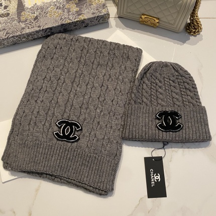Chanel Hats in 224115