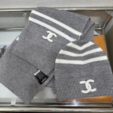 Chanel Hats in 224135