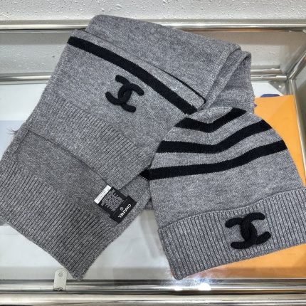 Chanel Hats in 224136
