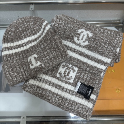 Chanel Hats in 224151