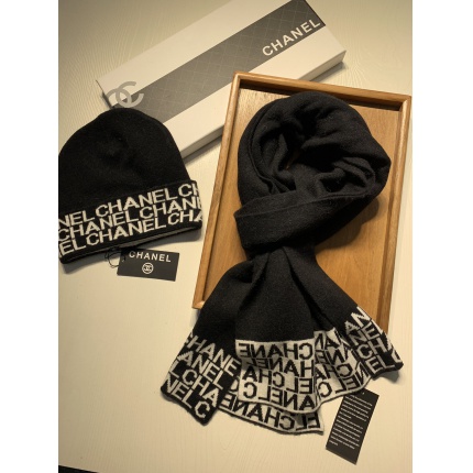 Chanel Hats in 224170