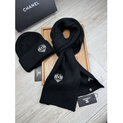 Chanel Hats in 224177