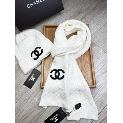 Chanel Hats in 224208