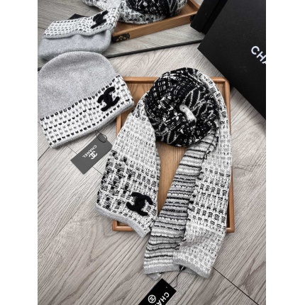 Chanel Hats in 224232