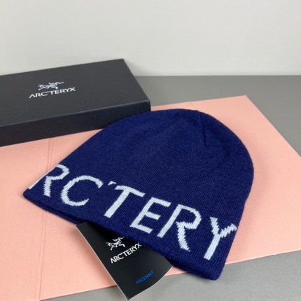 ARC`TERYX Caps in 224273