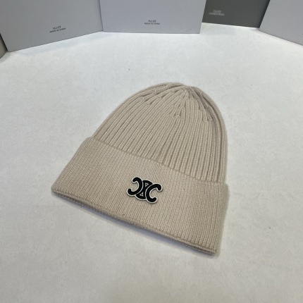 Celine Hats in 224328