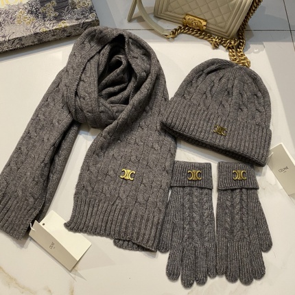 Celine Hats in 224362