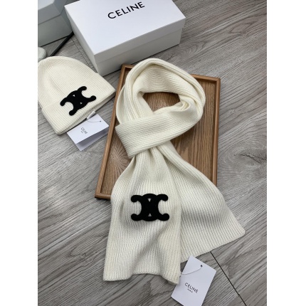 Celine Hats in 224372