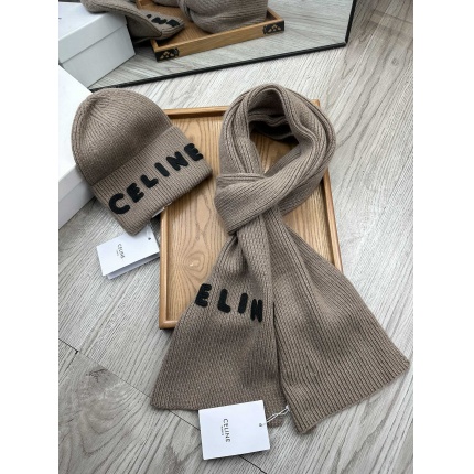 Celine Hats in 224374