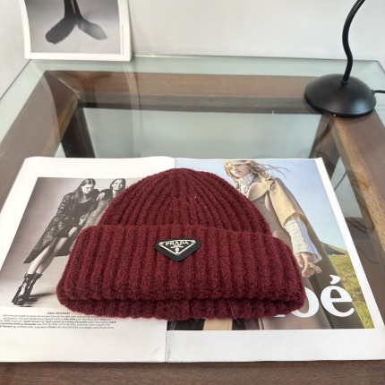 prada Hats in 224411
