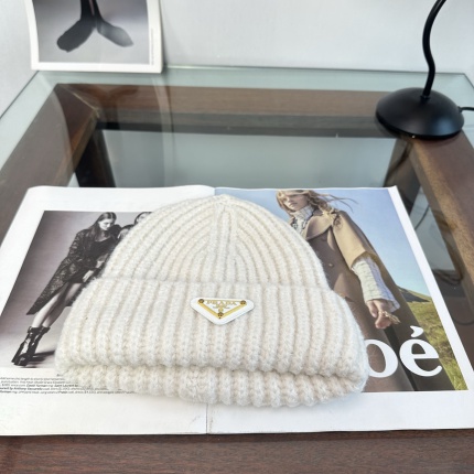 prada Hats in 224420