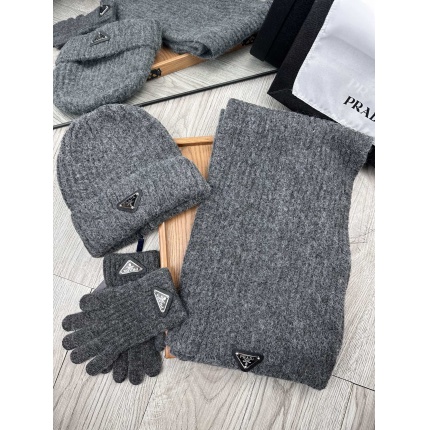 prada Hats in 224439