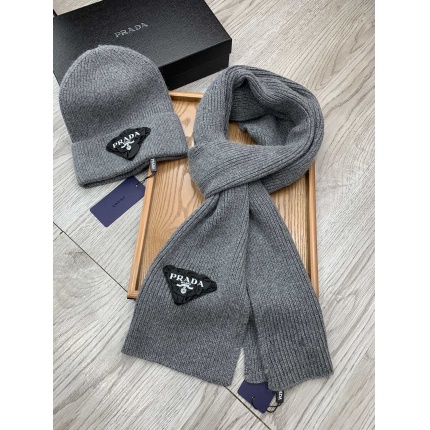 prada Hats in 224447