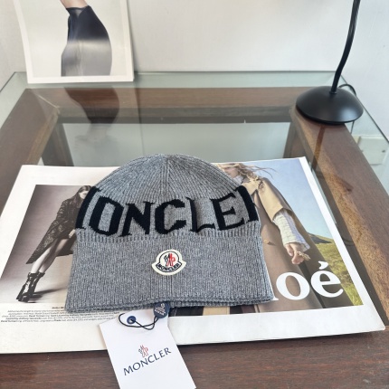 Moncler Hats in 224467