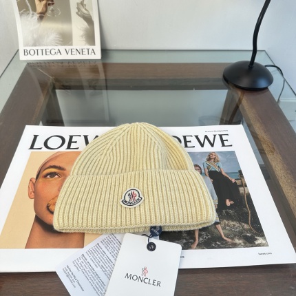 Moncler Hats in 224495