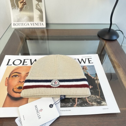 Moncler Hats in 224502
