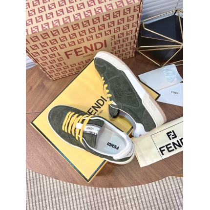 Fendi Sneakers For Men in 224578