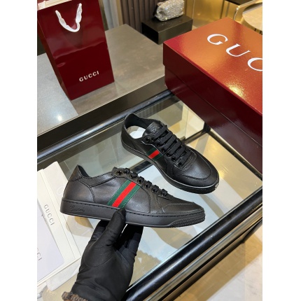 Gucci Tennis Shoes in 224593