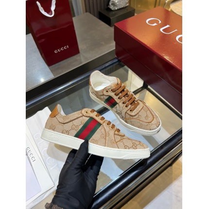 Gucci Tennis Shoes in 224594