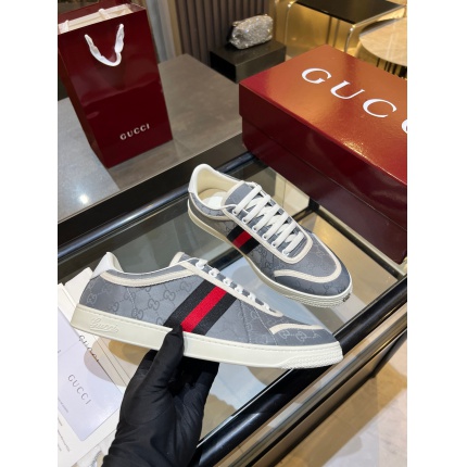 Gucci Tennis Shoes in 224606
