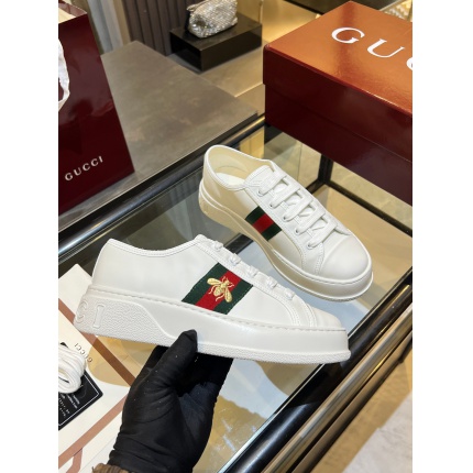 Gucci Tennis Shoes in 224618
