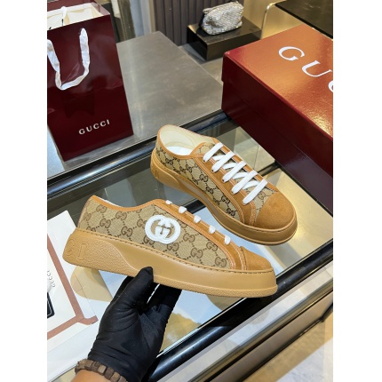 Gucci Tennis Shoes in 224623