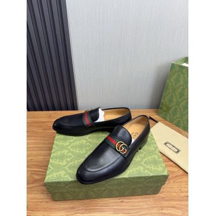 Gucci Dress Shoes For Men in 224635