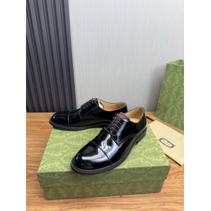 Gucci Dress Shoes For Men in 224641