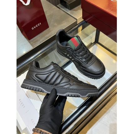 Gucci Sneakers For Men in 224650