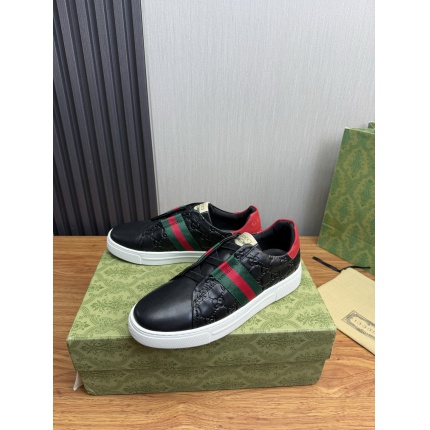 Gucci Tennis Shoes in 224658